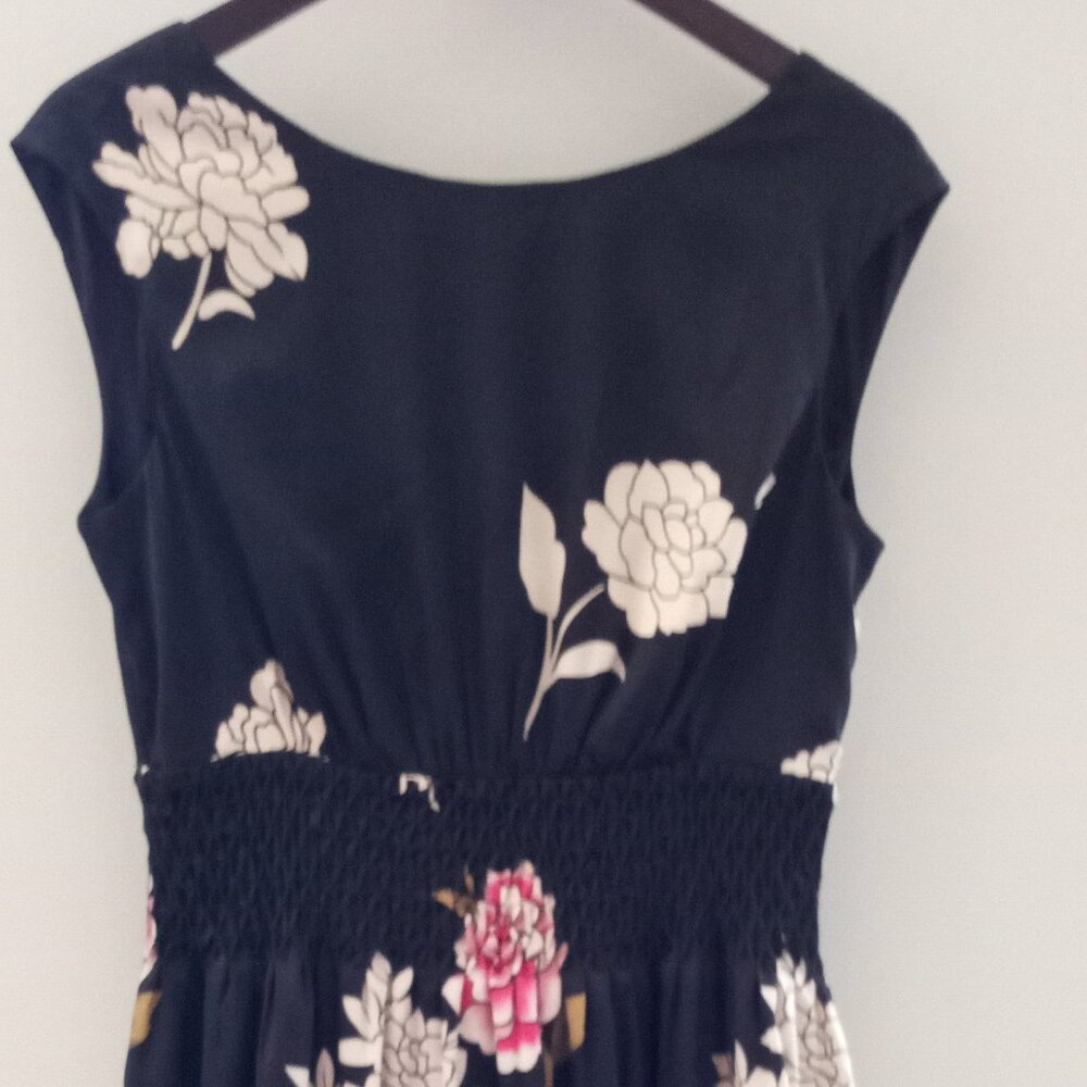 Dress Vintage Vibe Size 10 Tulle Lined Full Skirt EUC